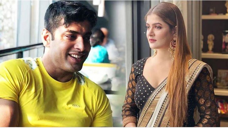 সংসার টিকিয়ে রাখতে রোশান  আদালতে , সমন পেয়েও যাননি শ্রাবন্তী